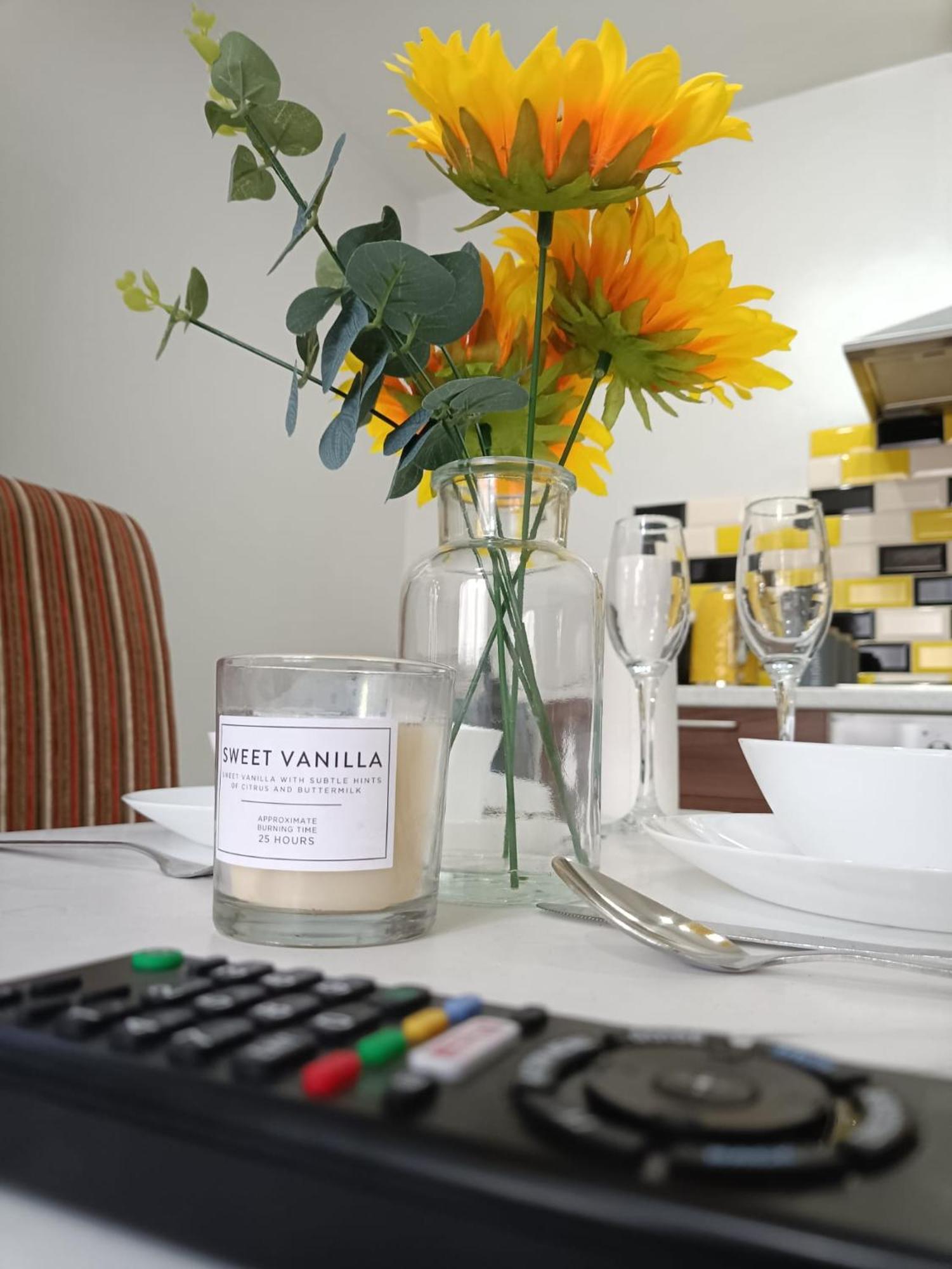 Lister Park Bradford Stylish 1Bed Coach House - Quiet & Tranquil Cottage & Parking Екстериор снимка