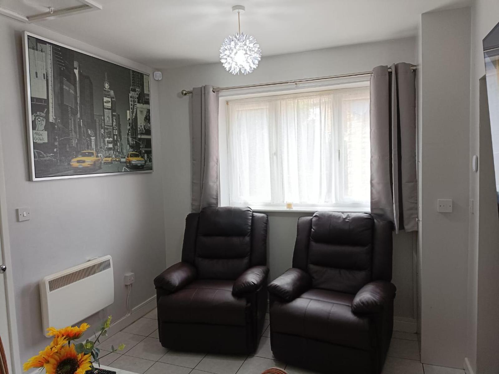 Lister Park Bradford Stylish 1Bed Coach House - Quiet & Tranquil Cottage & Parking Екстериор снимка